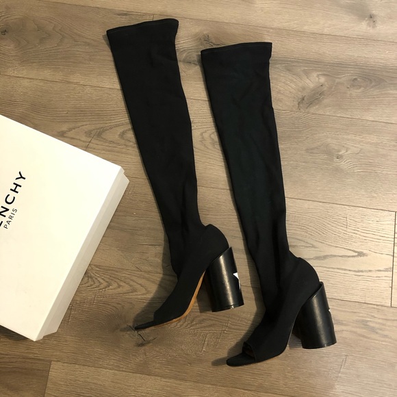 Givenchy Edgy Star High Boots - Picture 4 of 4